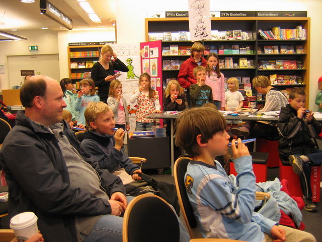 gal/2008/2008 12.04. Mayersche Buchhandlung CD Praesentation/IMG_3681.JPG